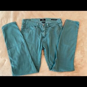 Urban Outfitters BDG High-rise Cigarette Ankle Jeans